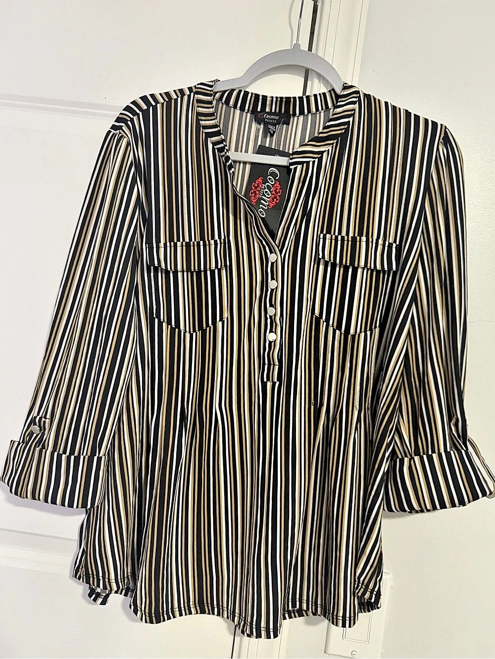 Easel Striped Button Front Blouse in Black & White Size Medium NWT